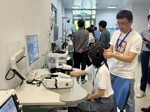 我國首個將腦機接口技術應用于臨床的病房成立，由天壇醫院聯合國內多家科研機構共建